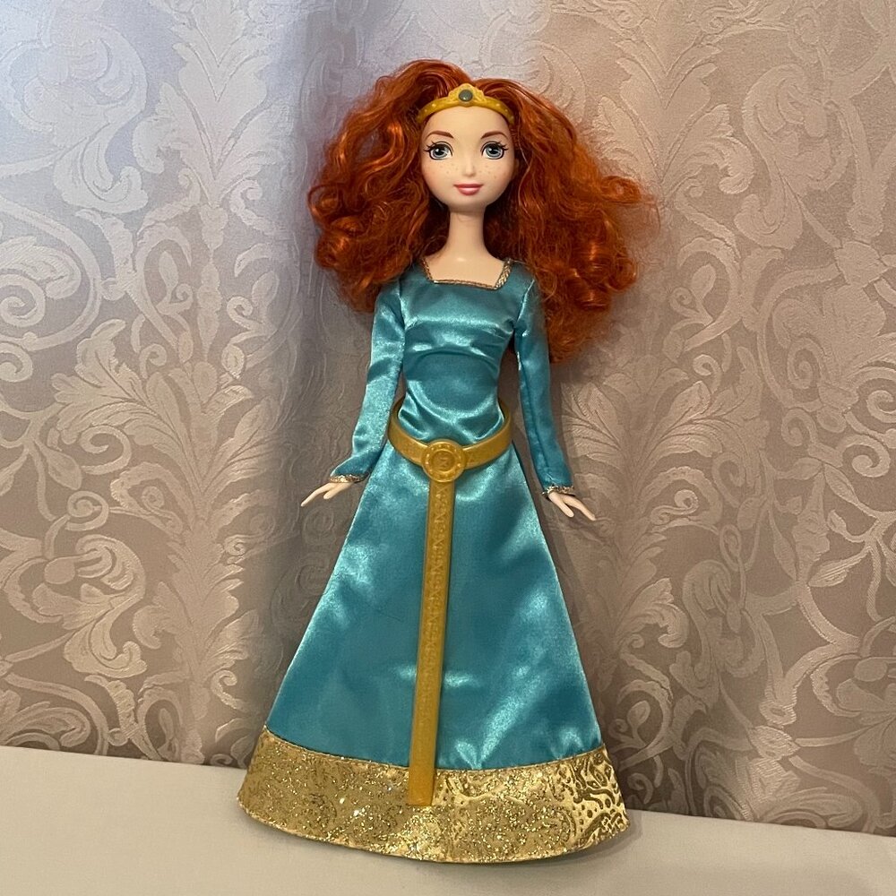 Mattel Disney Pixar Brave Princess Merida Doll 2011